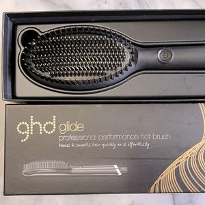 GHD Glide Pro Hot brush straightener